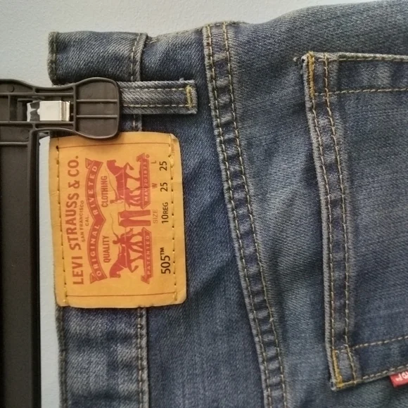 NWT Levi's 505 Blue Straight Jeans Classic Style Size 25 Waist And 25 Length - Picture 4 of 5